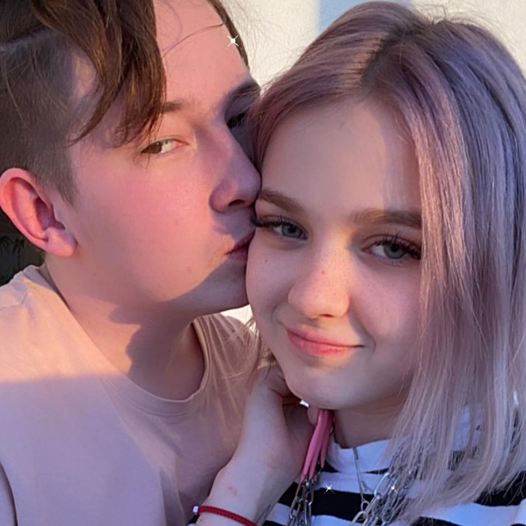 Darya Sudnishnikova mit ihrem neuen Freund