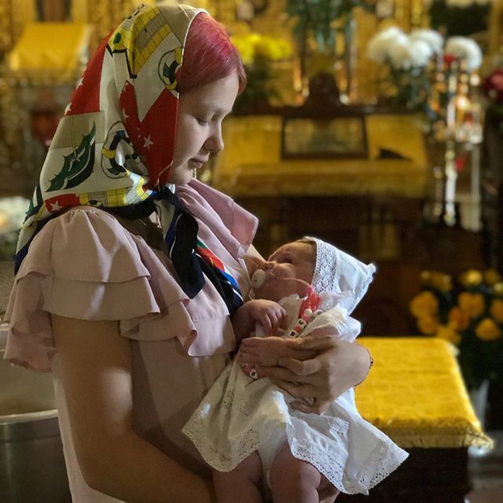 Darya Sudnishnikova mit Tochter Emilia