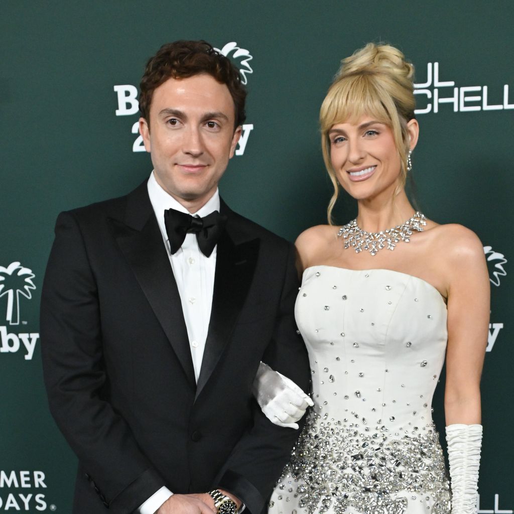 Daryl Sabara und Meghan Trainor bei der Baby2Baby Gala 2025 im Pacific Design Center in West Hollywood