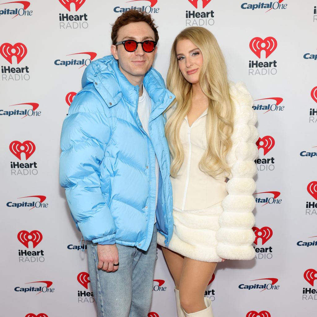 Daryl Sabara und Meghan Trainor, Dezember 2024