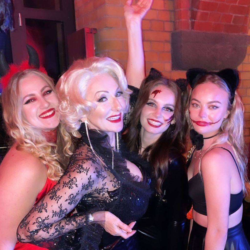 Dascha Carriero, Désirée Nick, Luca und Elisa, Halloween 2021