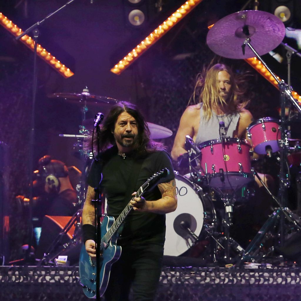 Dave Grohl und Taylor Hawkins bei einem Foo-Fighters-Konzert im März 2022 in Chile