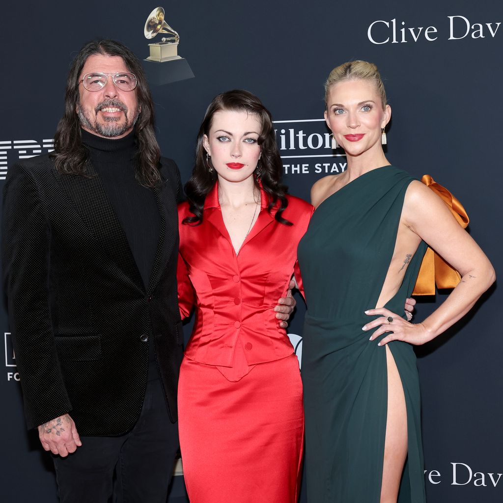 Dave Grohl, Violet Grohl und Jordyn Blum am 31. Januar 2026
