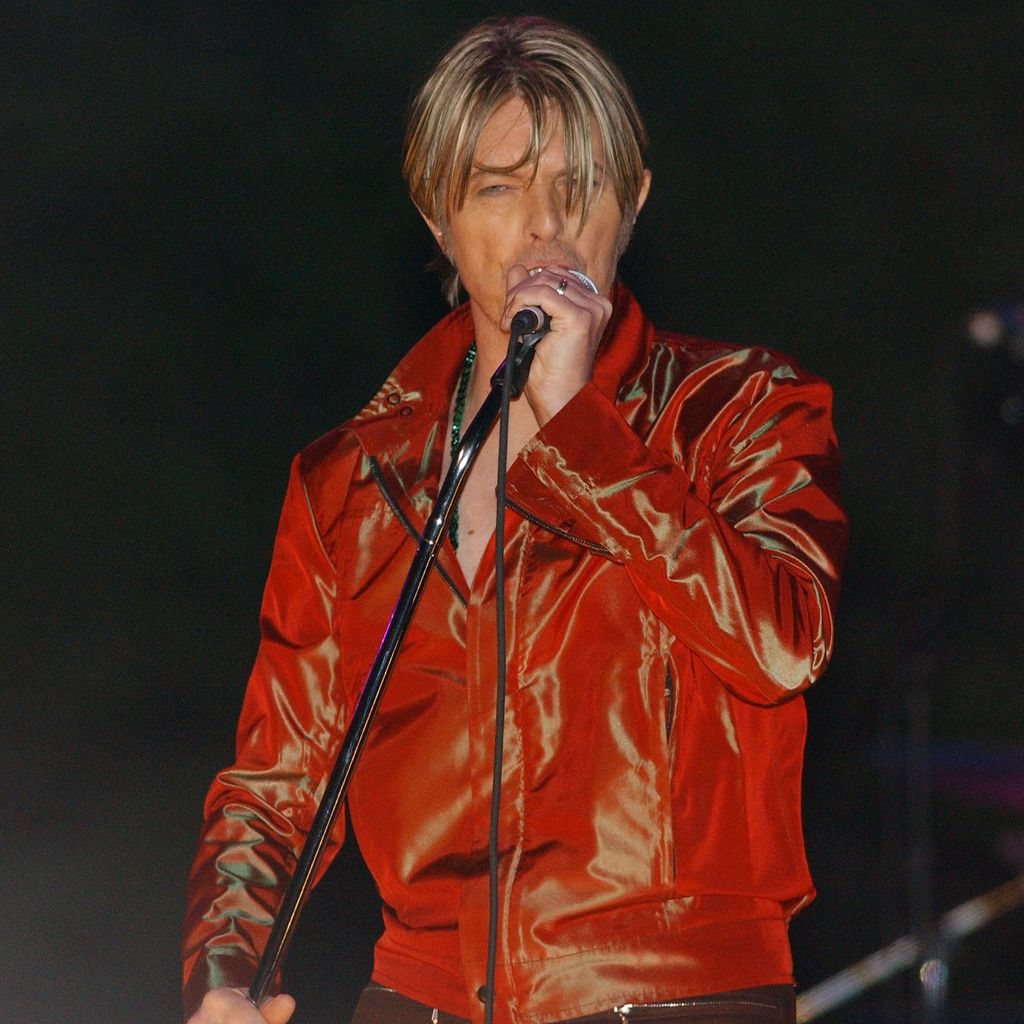 David Bowie beim MTV's Rock and Comedy Concert, 2002