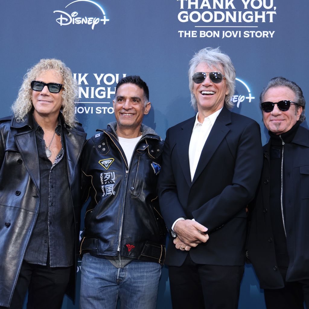 Band-Mitglieder David Bryan, Gotham Chopra, Jon Bon Jovi und Tico Torres
