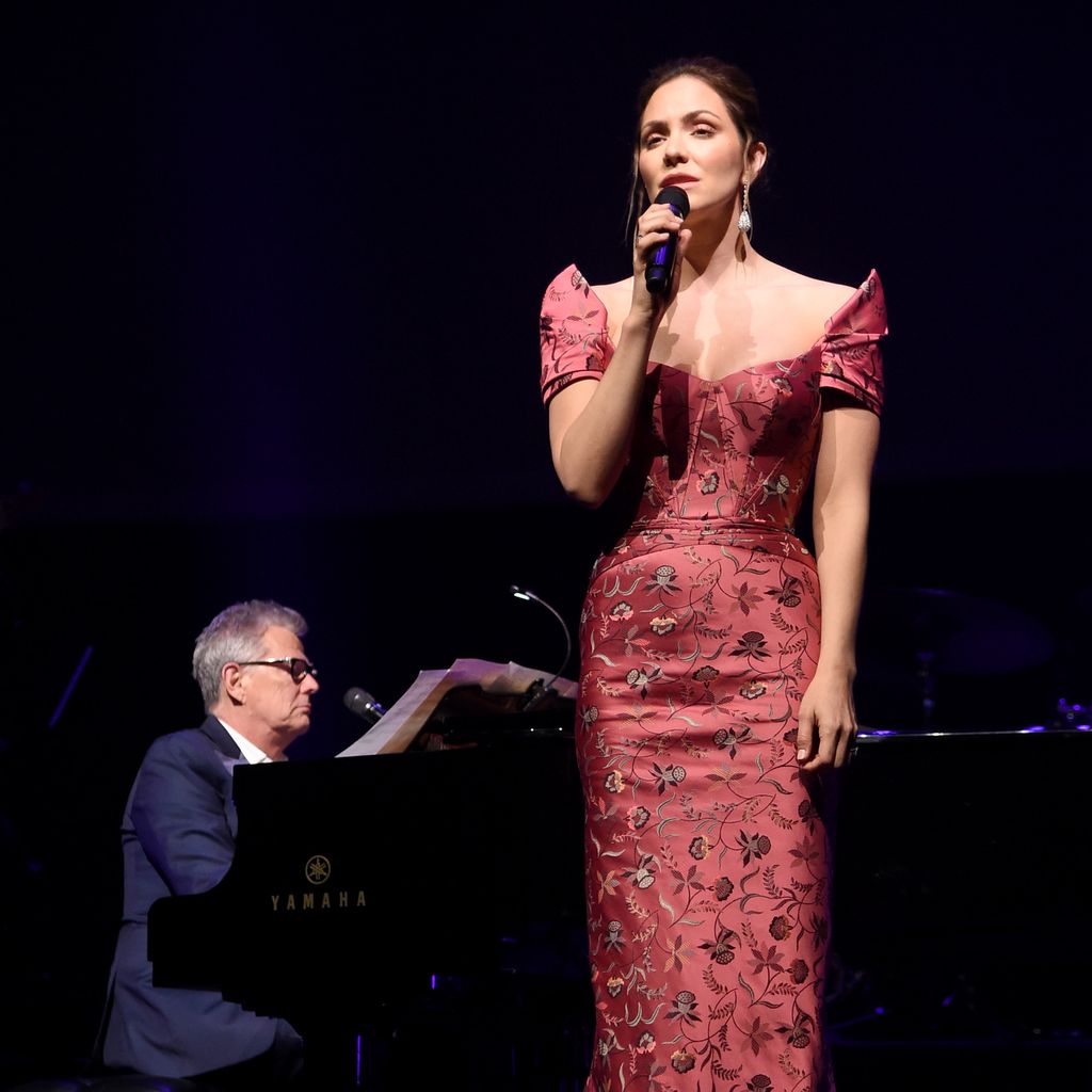 David Foster and Katharine McPhee bei einem Konzert 2019
