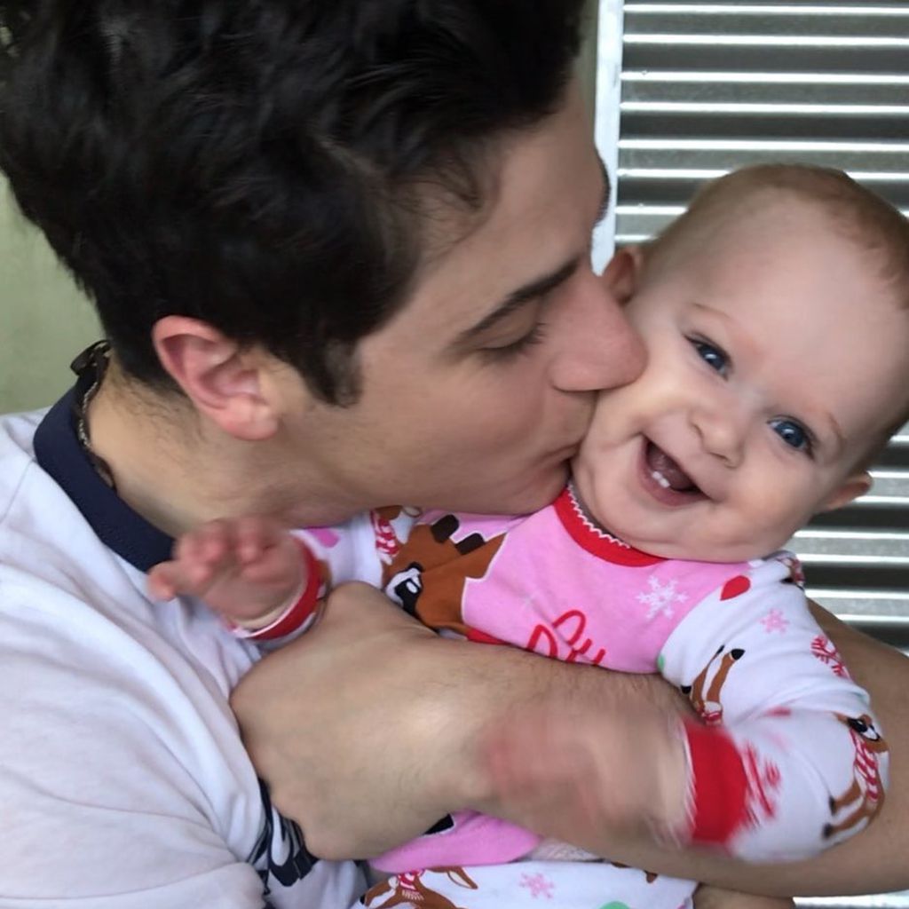David Henrie mit seiner Tochter Pia
