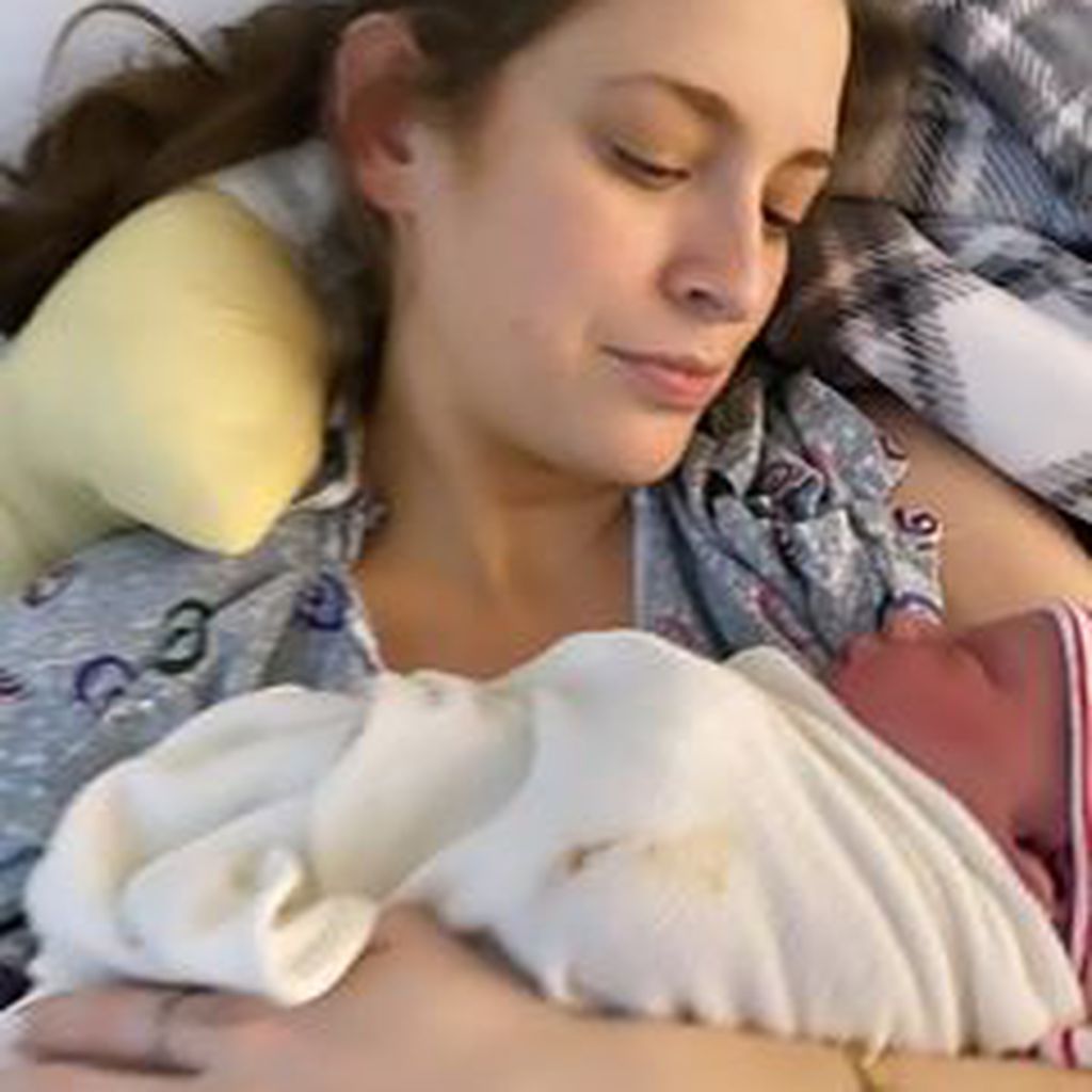 David Henries Frau mit ihrem Baby