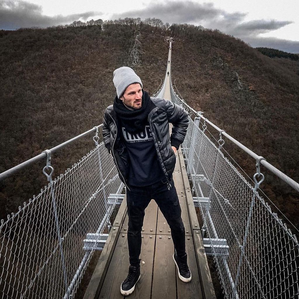 David Koch, Model