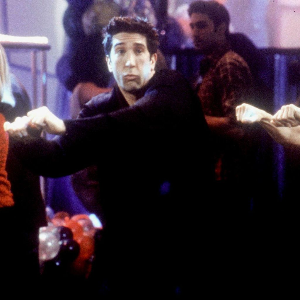 David Schwimmer und Courteney Cox tanzen in "Friends", 2000