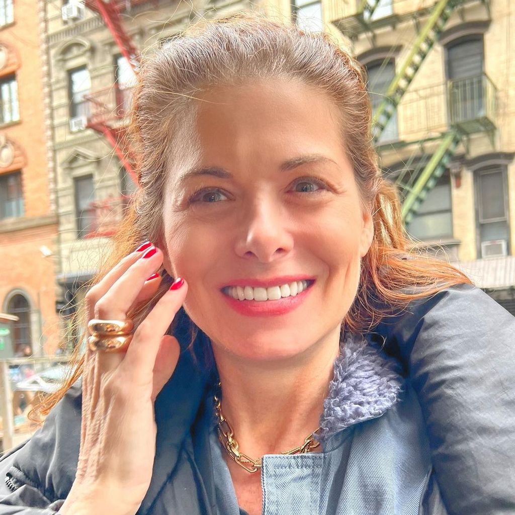 Debra Messing