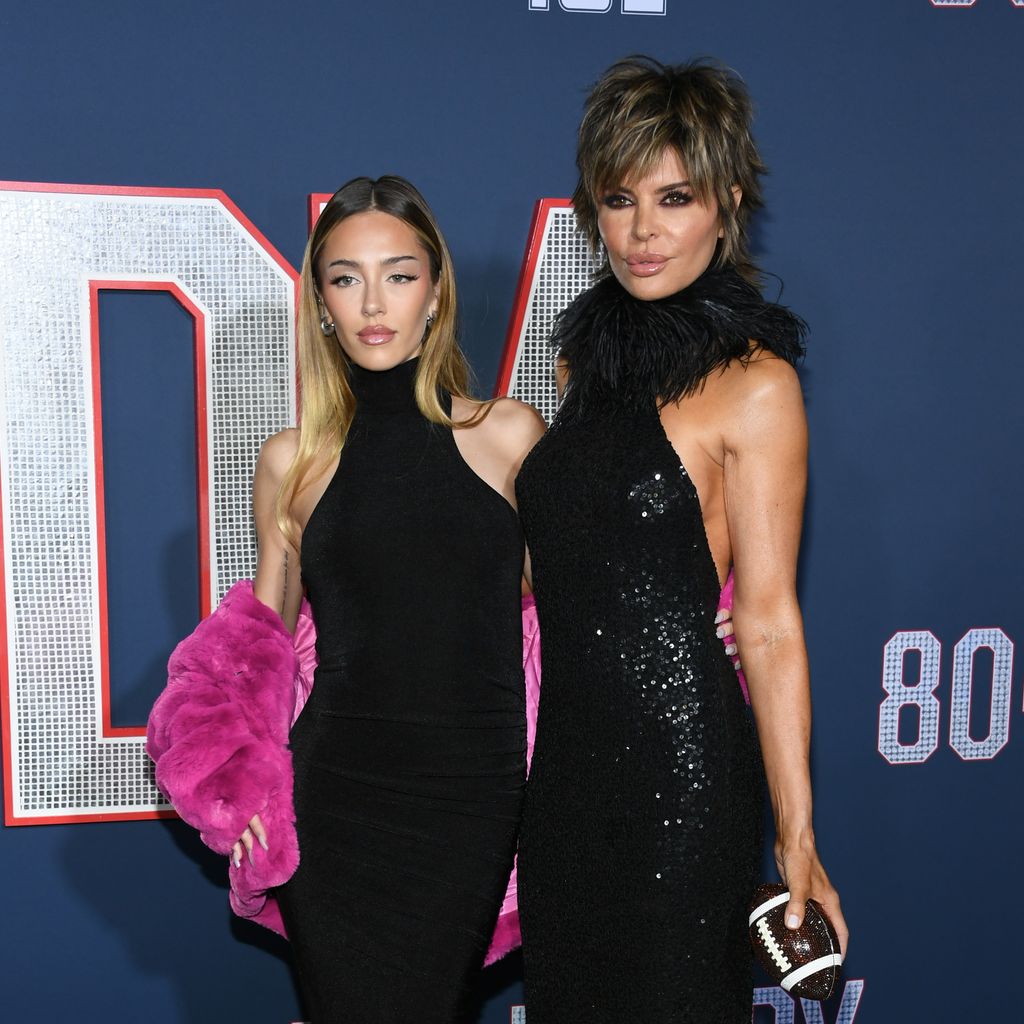 Delilah Hamlin und Lisa Rinna auf der Premiere von "80 For Brady"