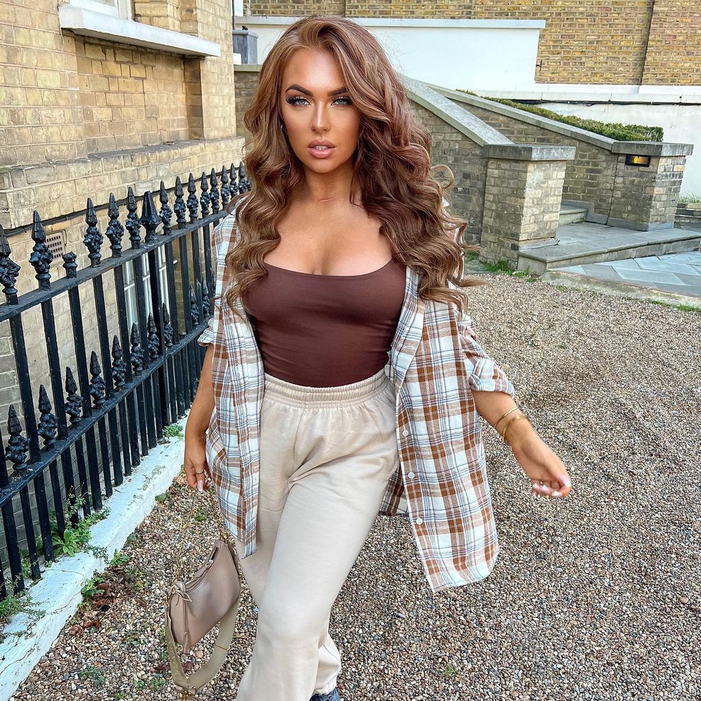 Demi Jones, UK-"Love Island"-Teilnehmerin
