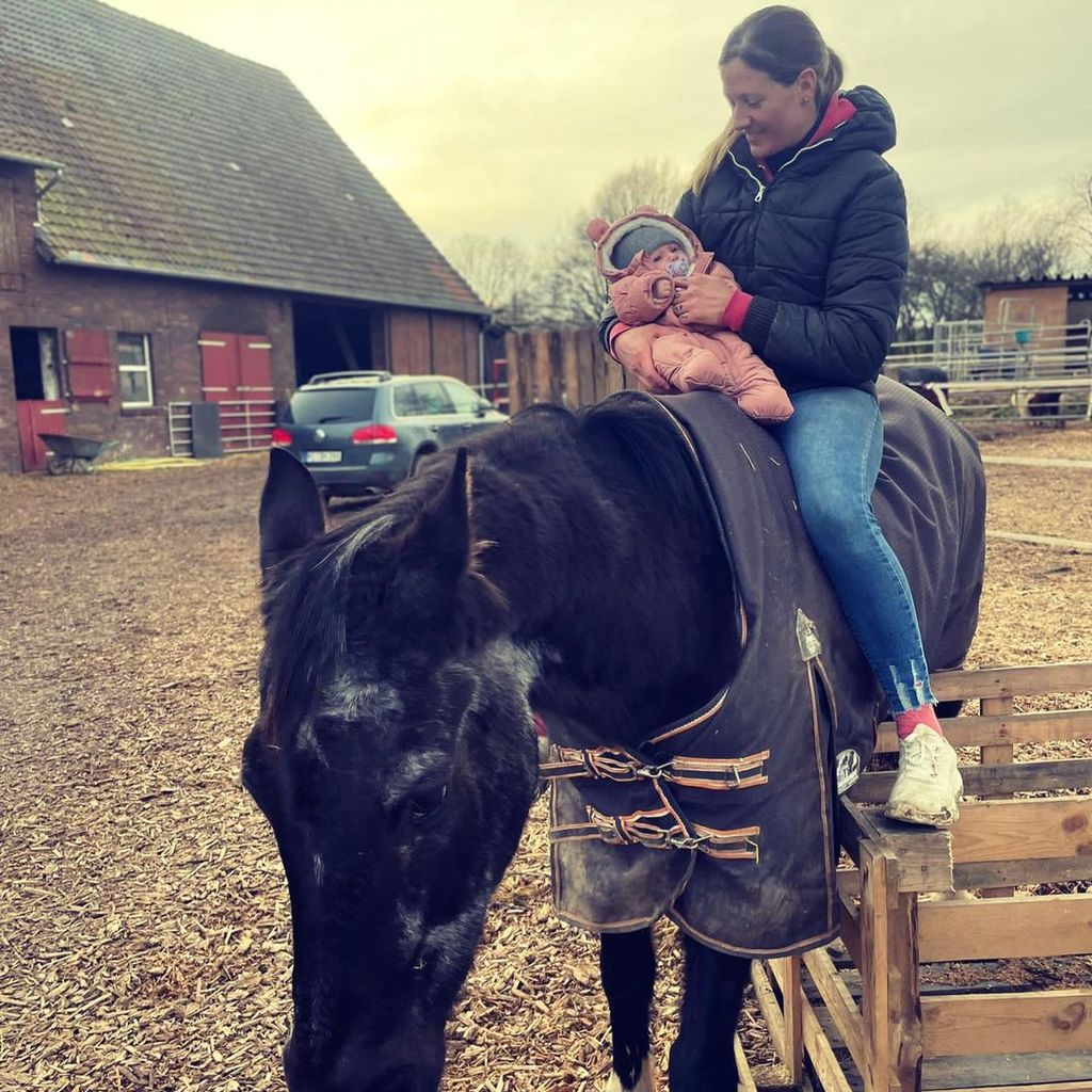 Denise Munding und ihre Tochter Jersey