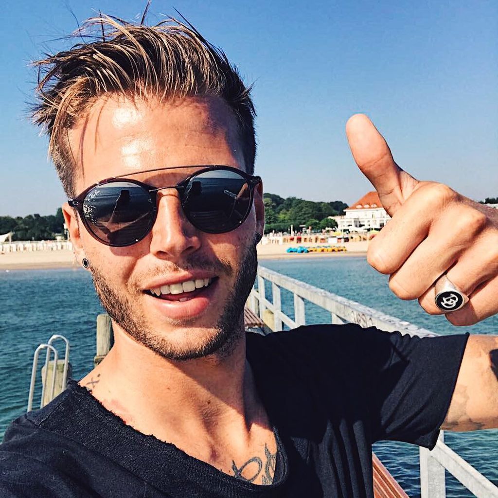 Dennis Diekmeier, Fußballstar