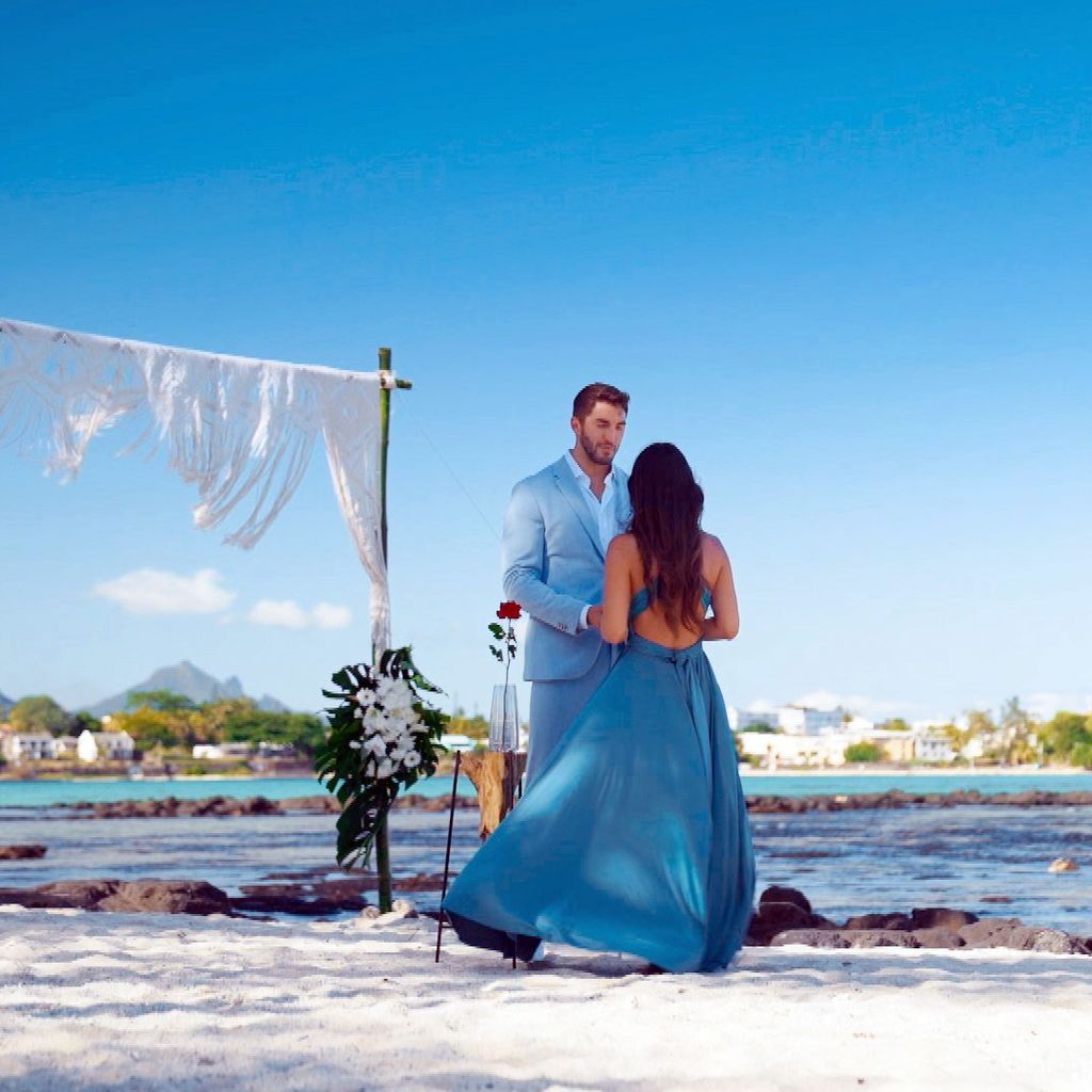 Dennis Gries und Lissy Korac bei "Die Bachelors"
