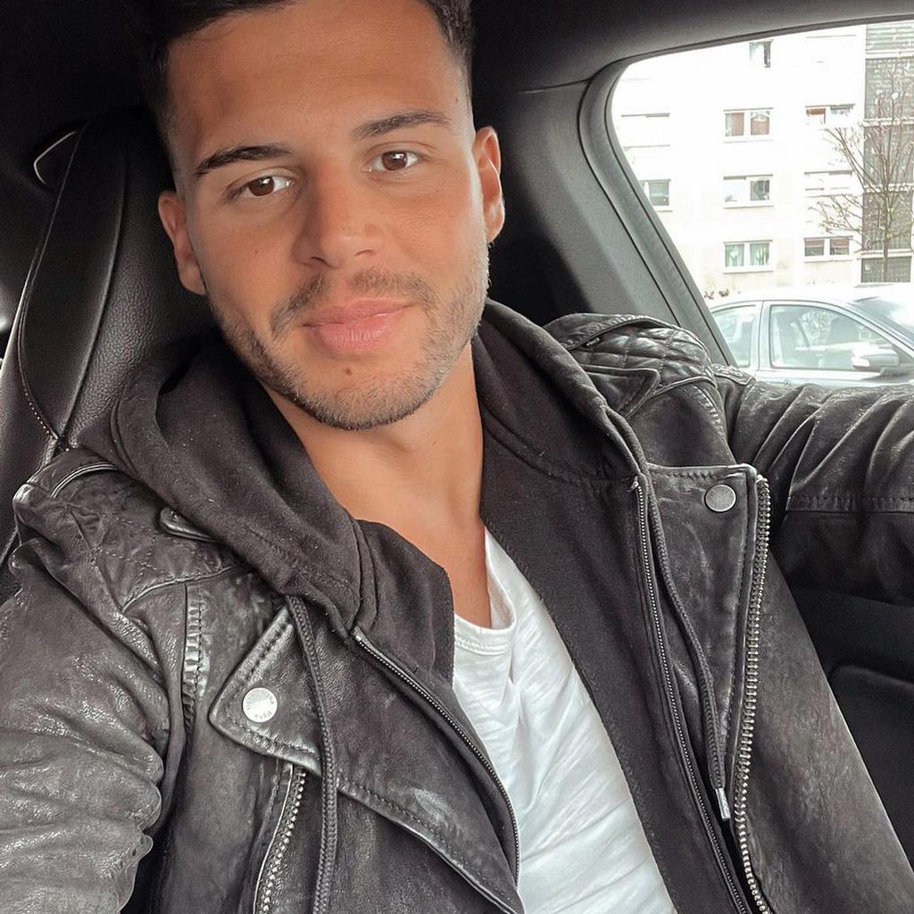 Dennis, Reality-TV-Bekanntheit