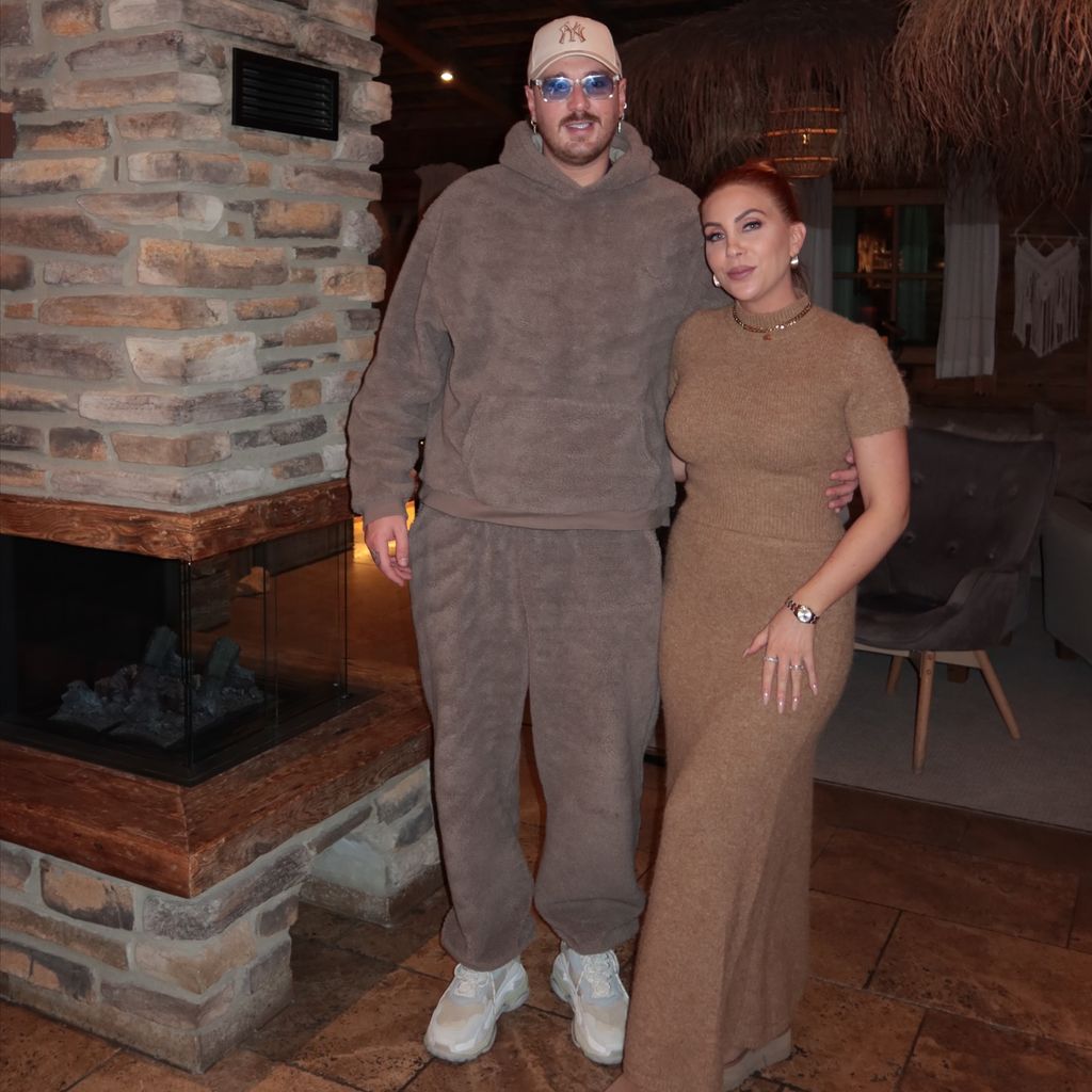 Dennis Lodi und Tara Tabitha, November 2025