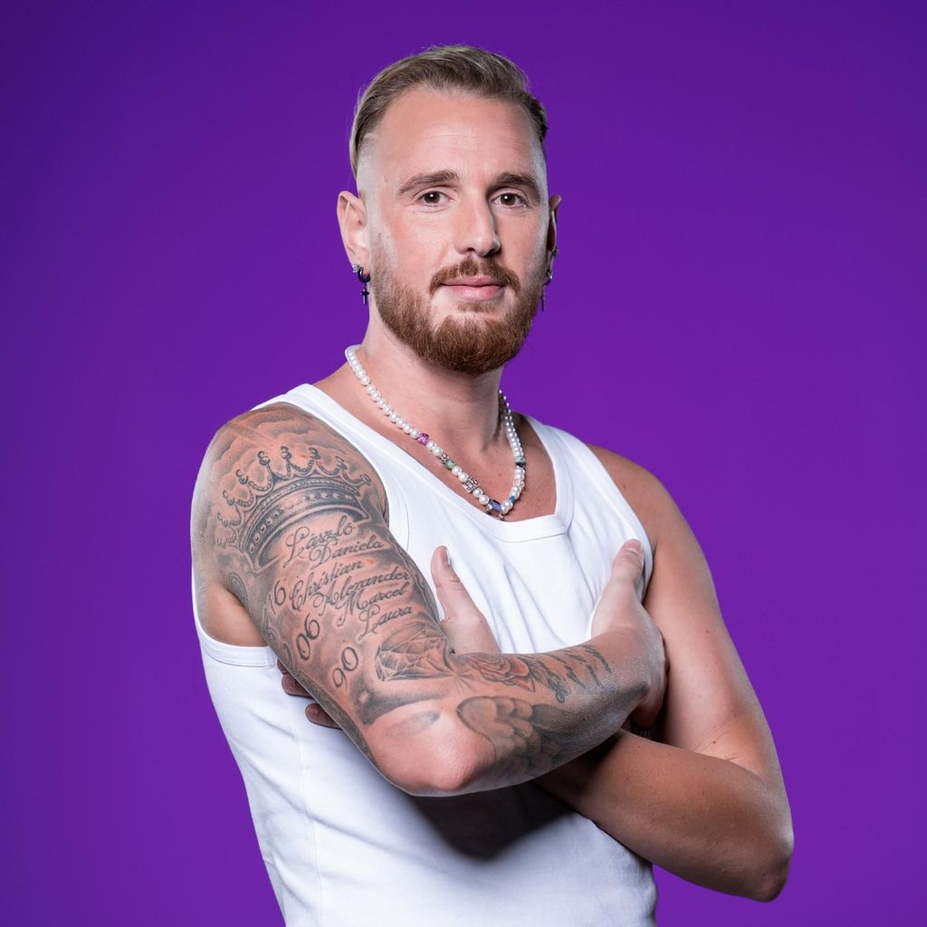 Dennis, Kandidat bei "Make Love, Fake Love"
