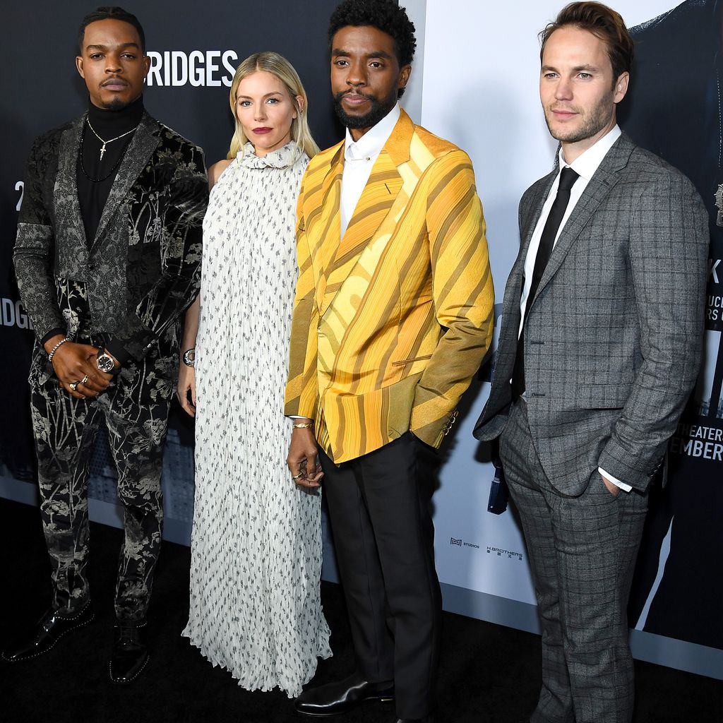 Der Cast von "21 Bridges" bei der Premiere des Films in NYC im November 2019