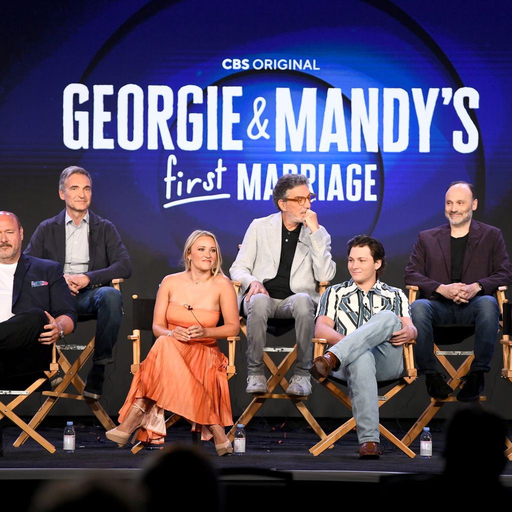 "Georgie & Mandy"-Crew 2024 während einer Pressetour in Pasadena