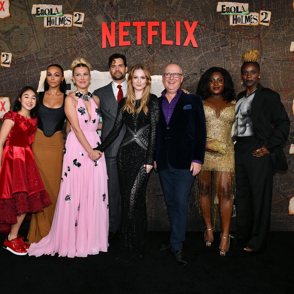 Der "Enola Holmes 2"-Cast im Oktober 2022
