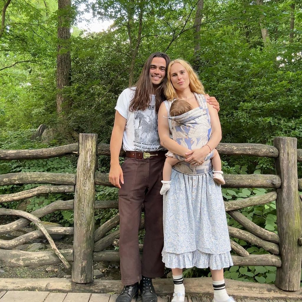 Derek Richard Thomas und Rumer Willis mit ihrer Tochter Louetta im Juni 2024