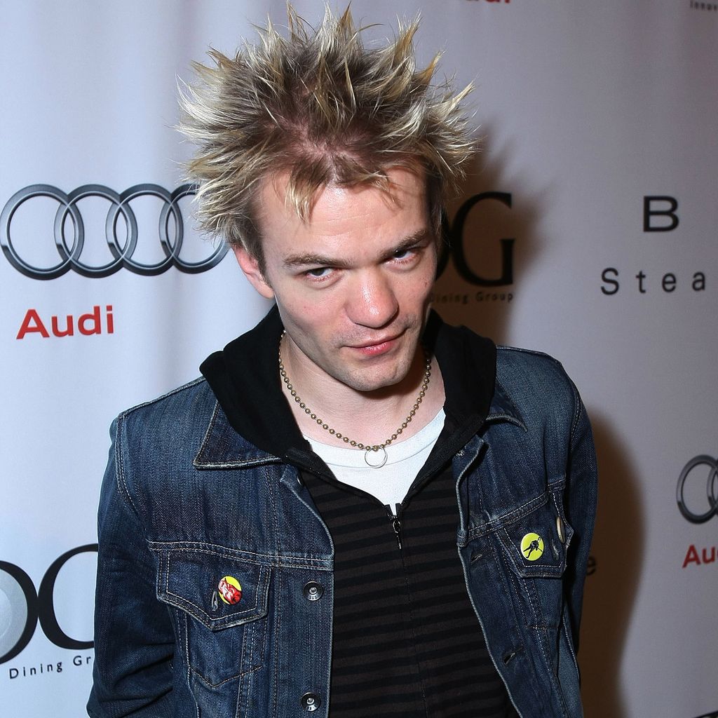 Deryck Whibley, Sänger