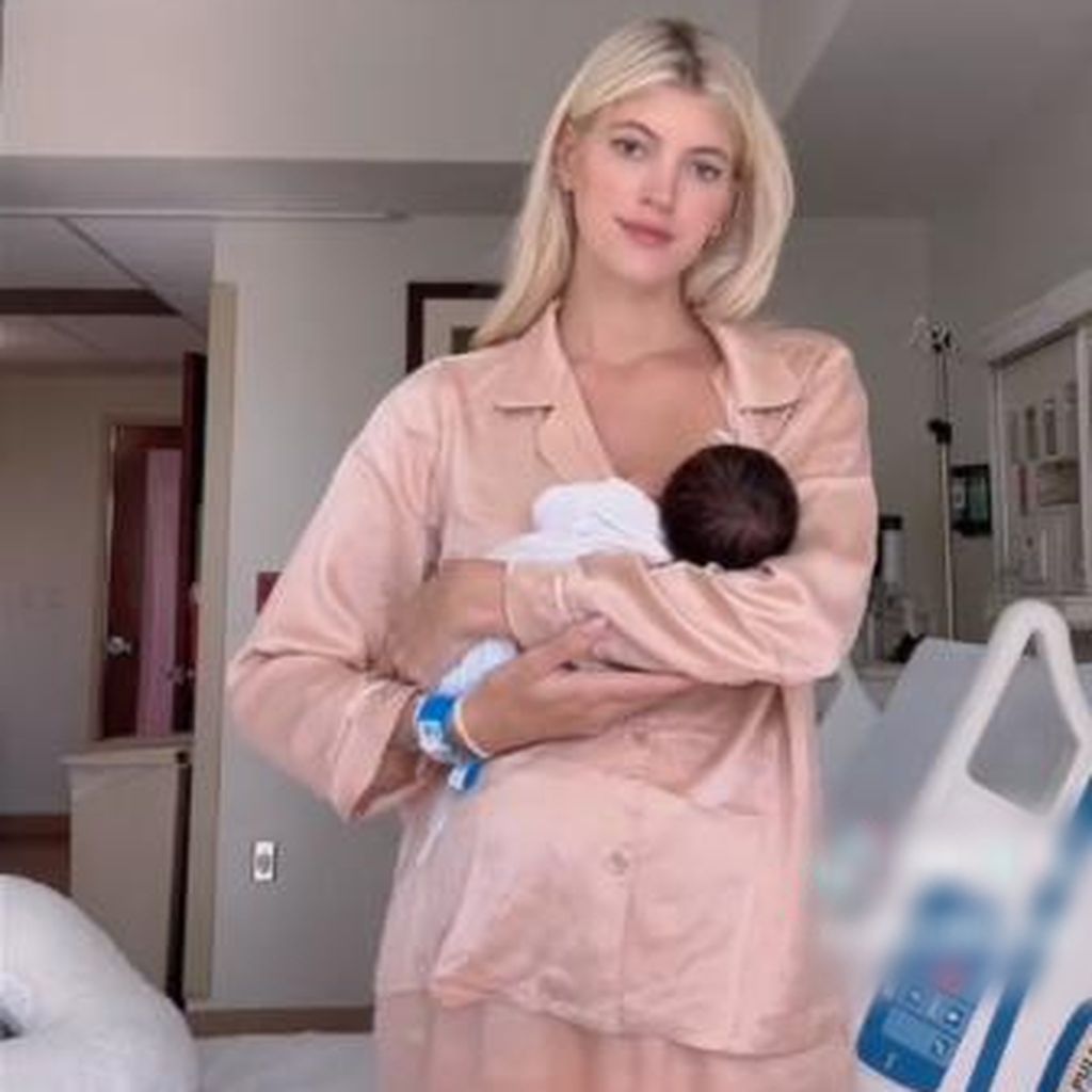 Devon Windsor, Model