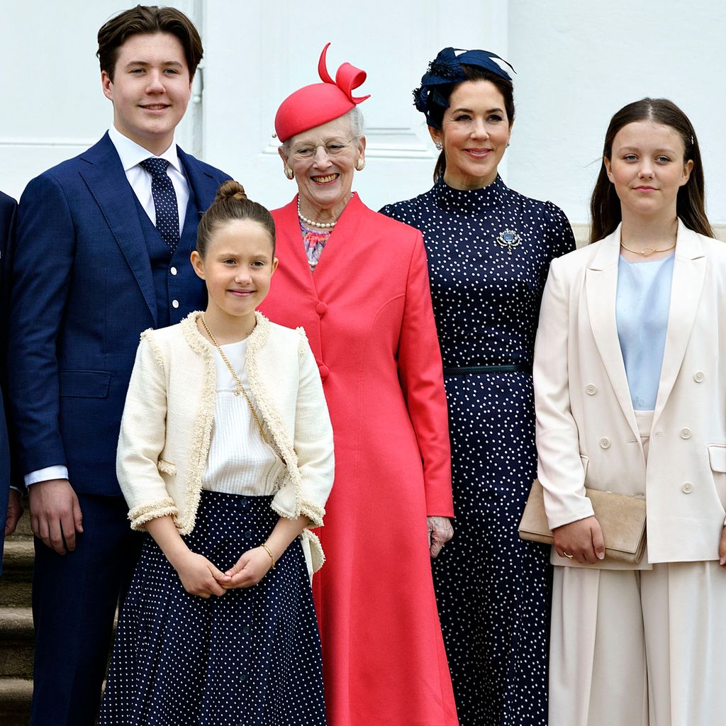 Die dänische Königsfamilie bei Prinz Christians Konfirmation auf Schloss Fredensborg