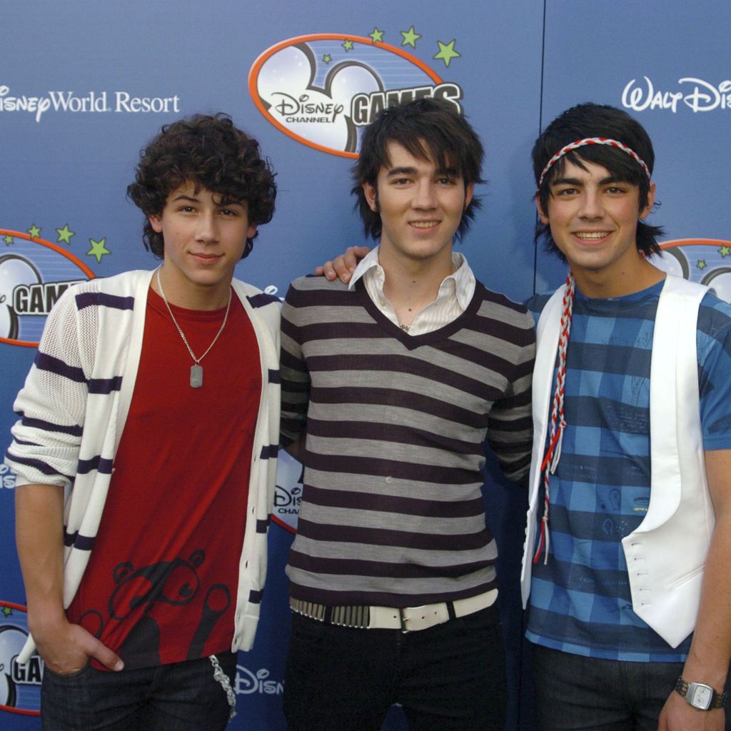 Jonas Brothers, April 2007