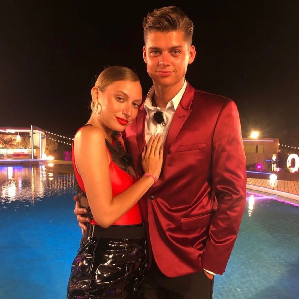 Die "Love Island"-Sieger Isabell Kremer und Robin Widmann