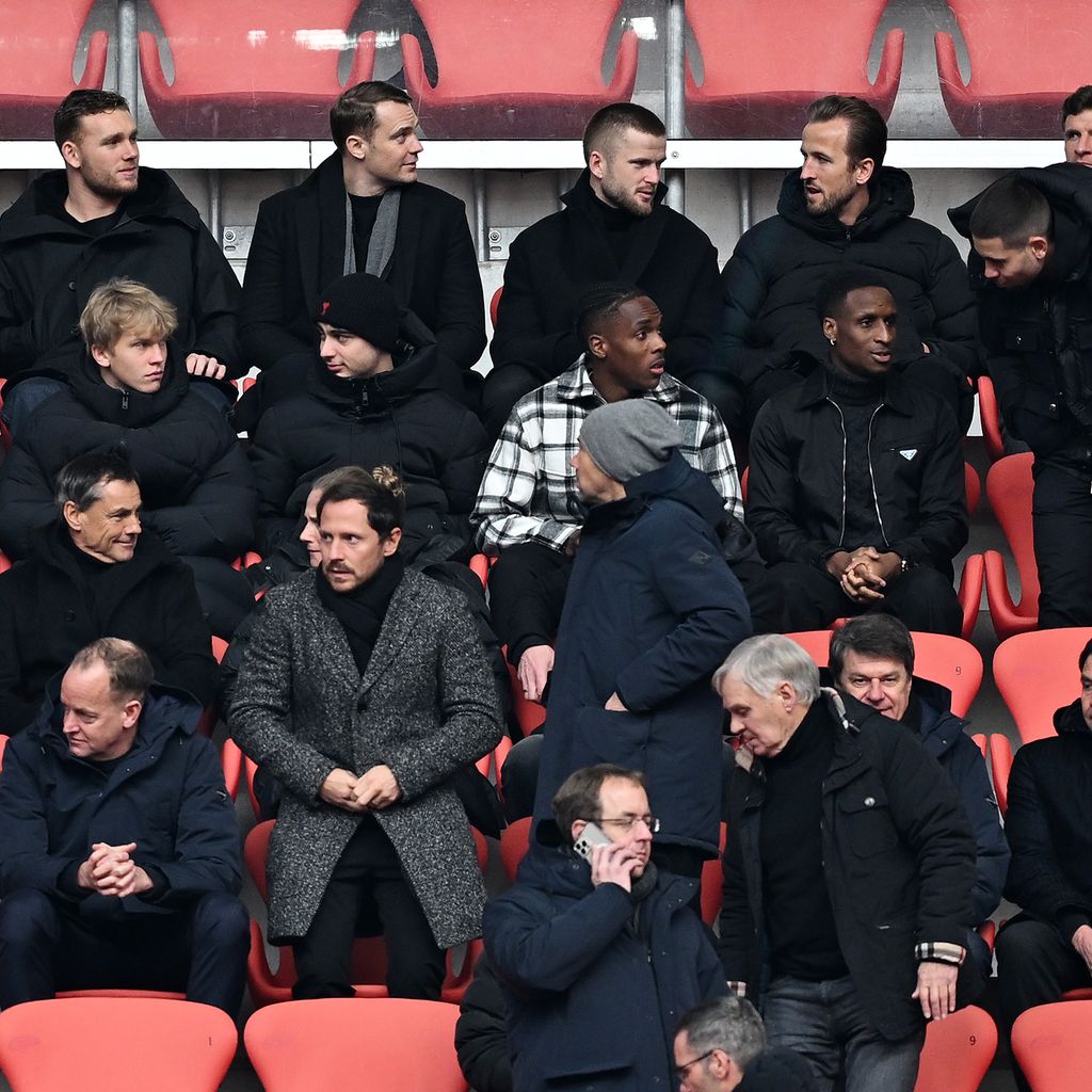 Die Mannschaft des FC Bayern bei der Gedenkfeier für Franz Beckenbauer