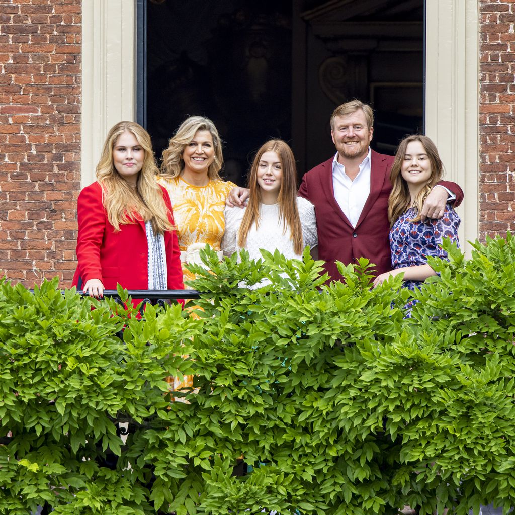 Prinzessin Amalia, Königin Máxima, Prinzessin Alexia, König Willem-Alexander und Prinzessin Ariane