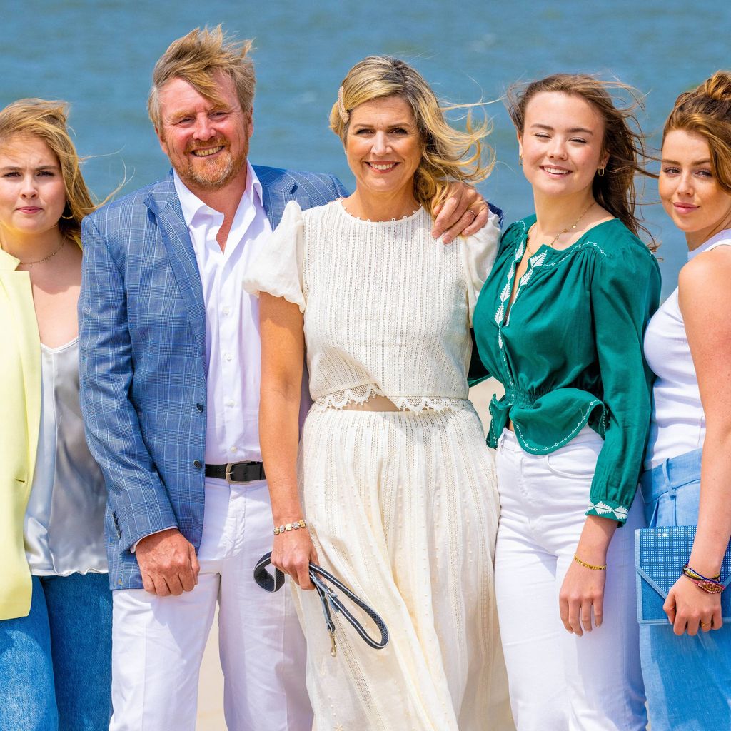 Prinzessin Amalia, König Willem-Alexander, Königin Máxima, Prinzessin Ariane und Prinzessin Alexia