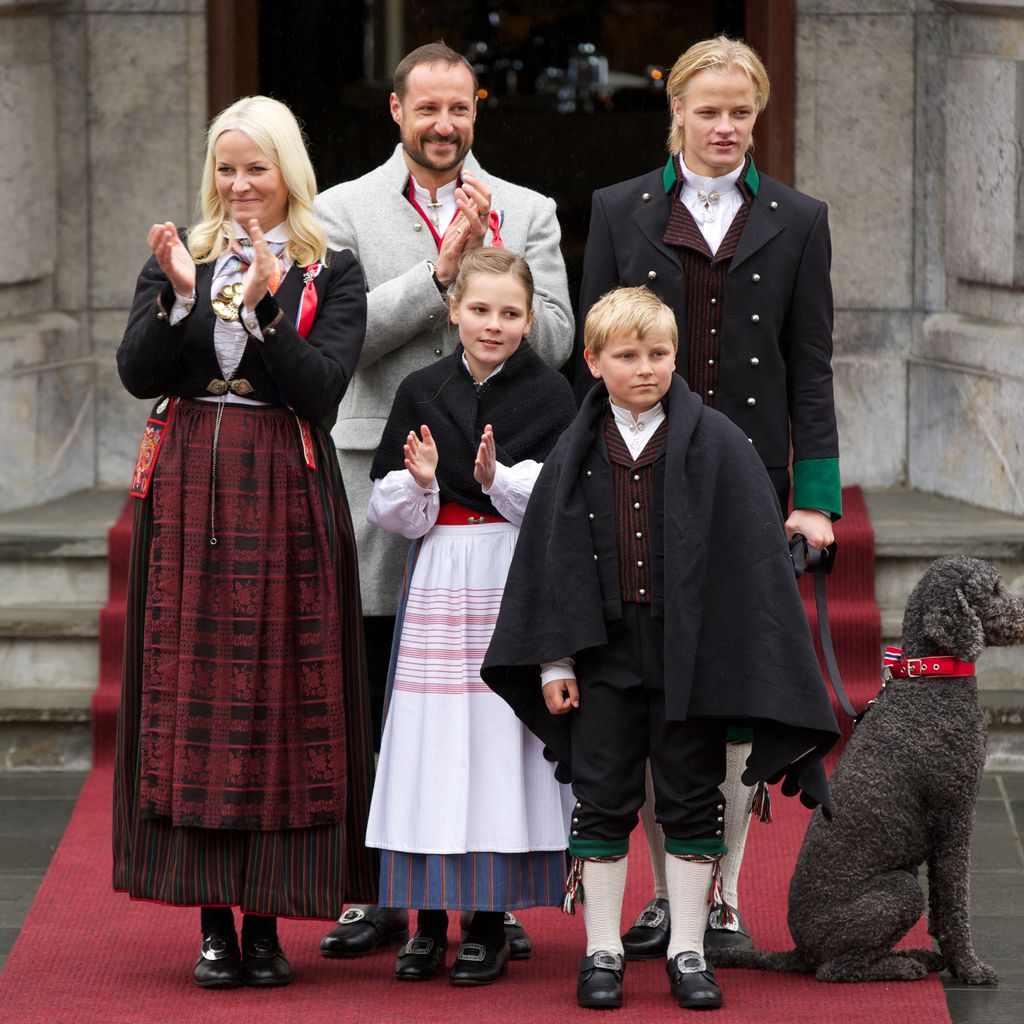 Die norwegischen Royals während des Nationalfeiertag in Oslo