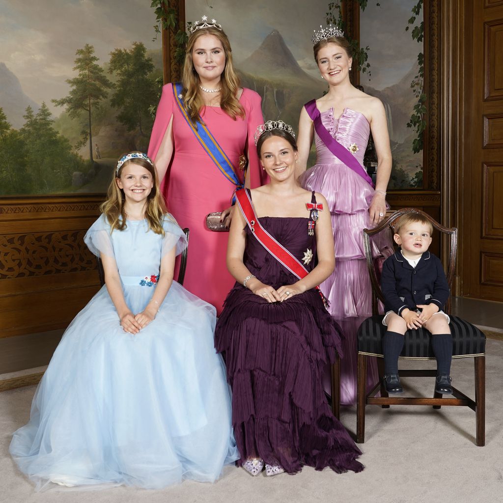 Prinzessin Ingrid Alexandra an ihrem 18. Geburtstag mit den europäischen Royal-Kids