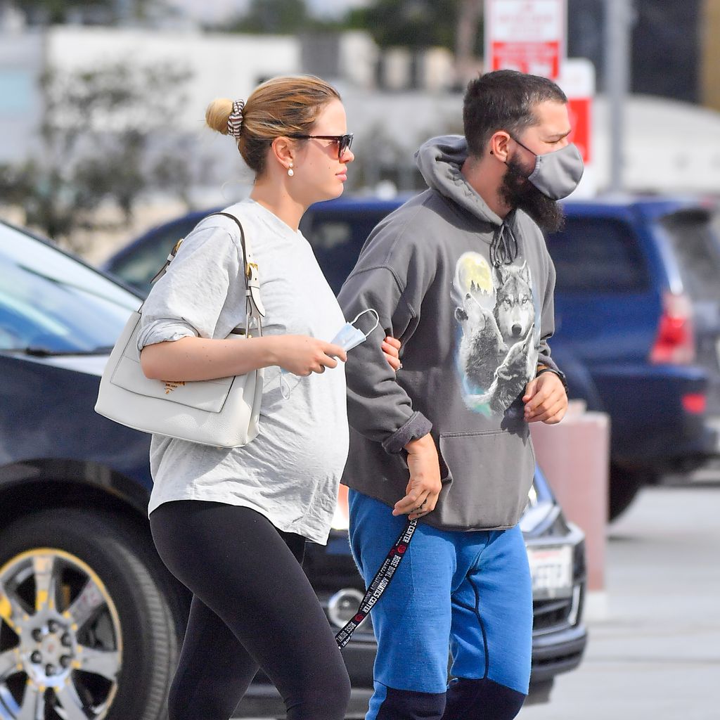 Mia Goth und Shia LaBeouf im Januar 2022