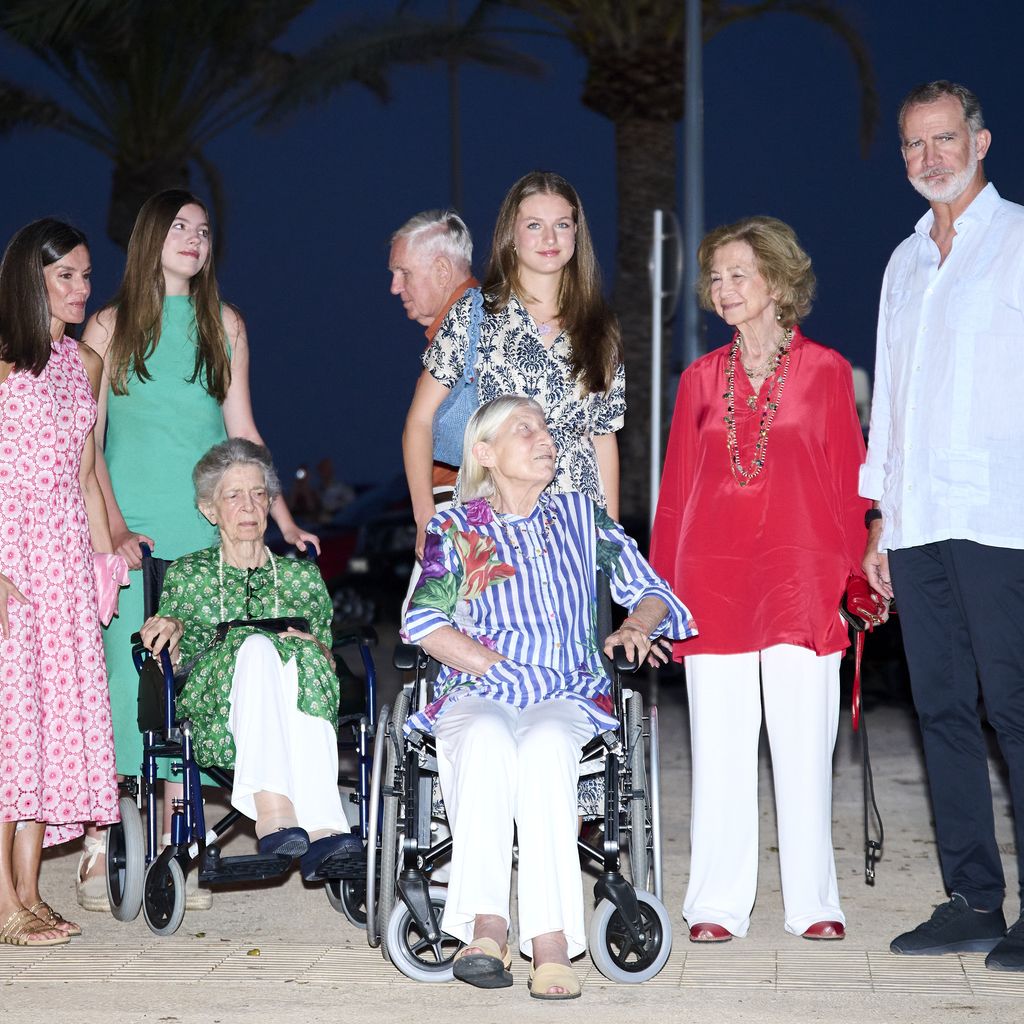 Die spanischen Royals beim Eintreffen im Restaurant Mia in Palma de Mallorca am 4. August 2024