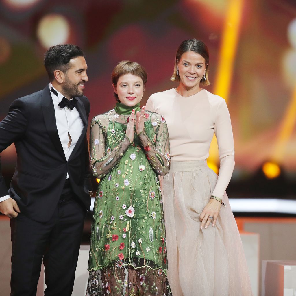 Die Stars aus "Das perfekte Geheimnis" beim Bambi 2019