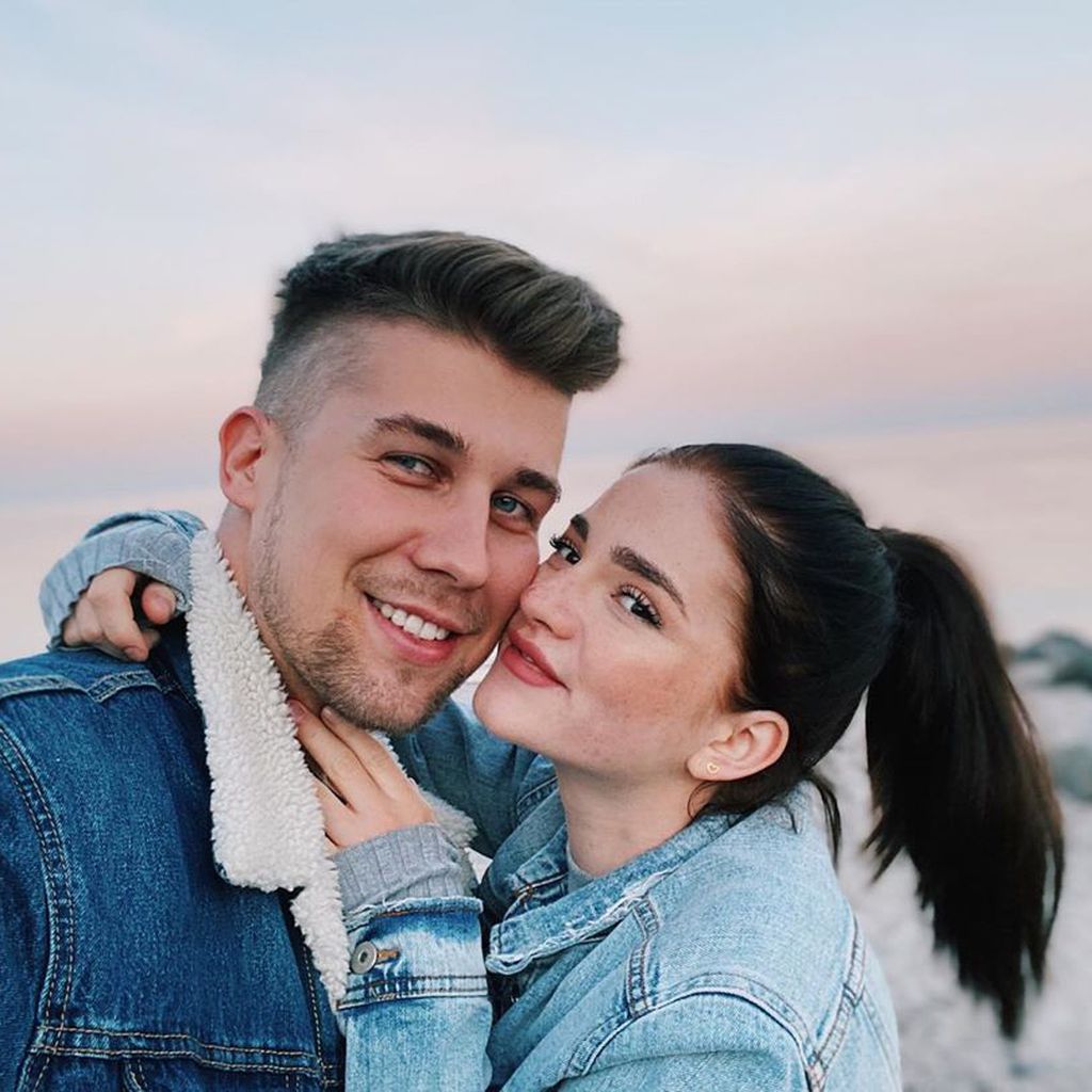 Die Webstars Florian Thiele und Julita im Mai 2020