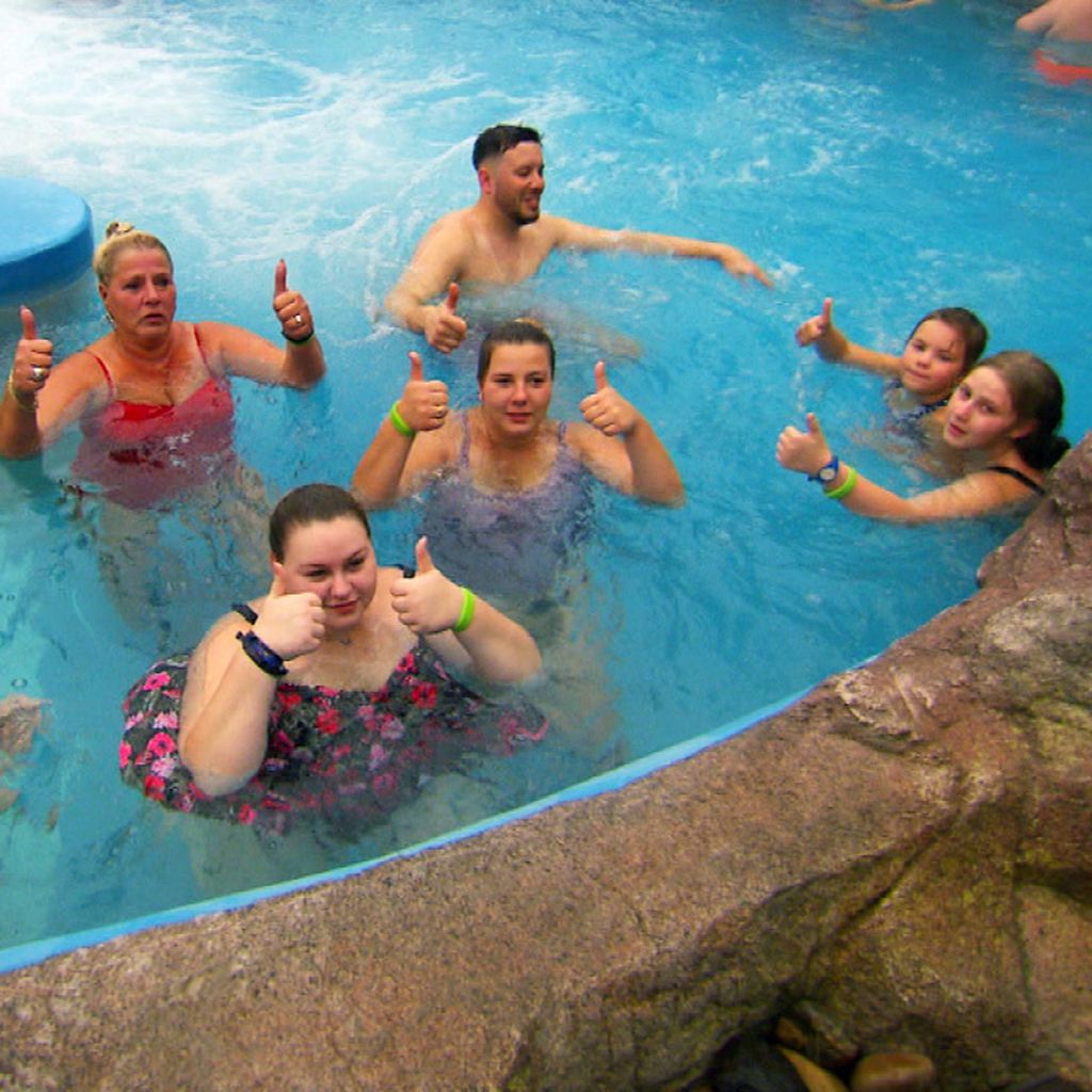 Die Wollnys beim exotischen Badeurlaub