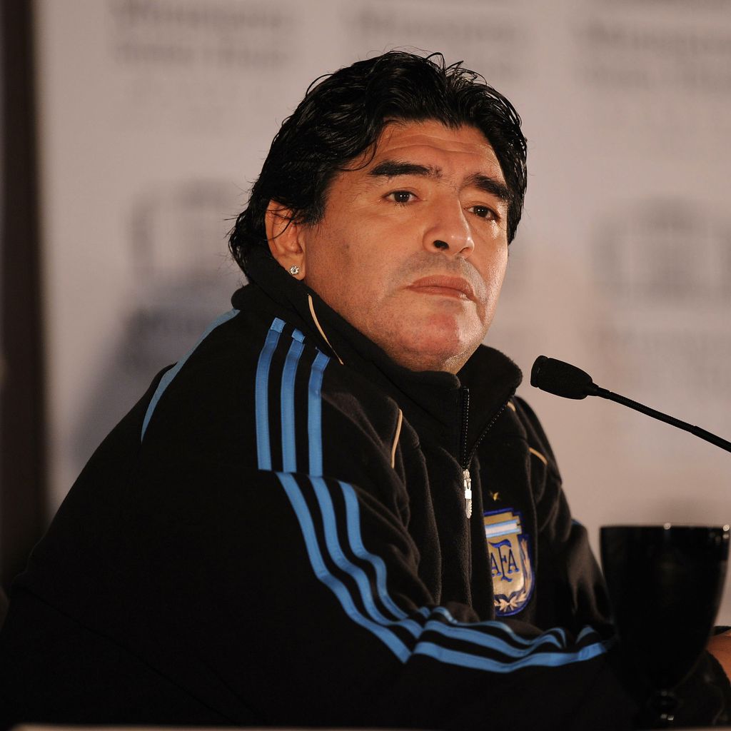 Diego Maradona, Fußballlegende