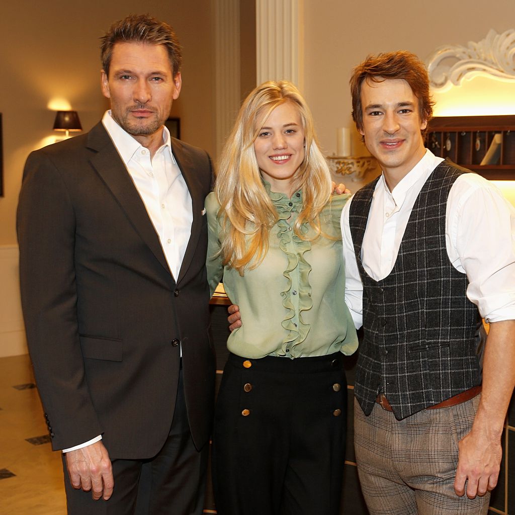 Dieter Bach, Larissa Marolt und Sebastian Fischer (v.l.) beim "Sturm der Liebe"-Pressetag in München