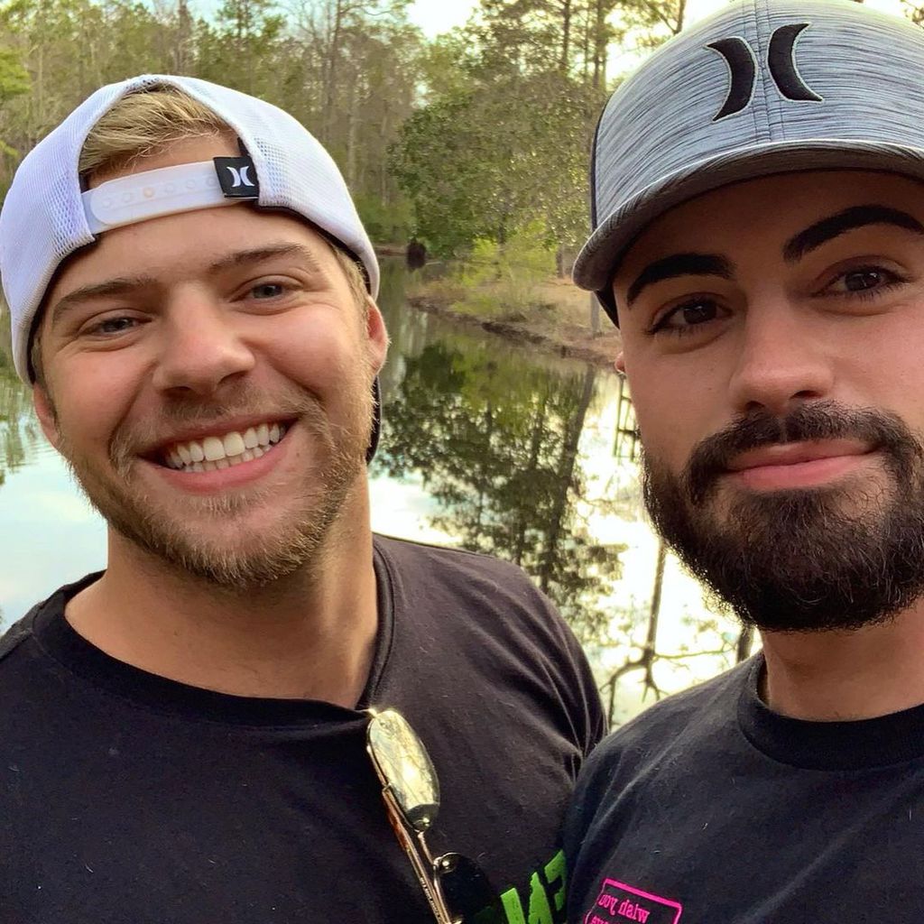 Dillon Passage und sein neuer Freund John