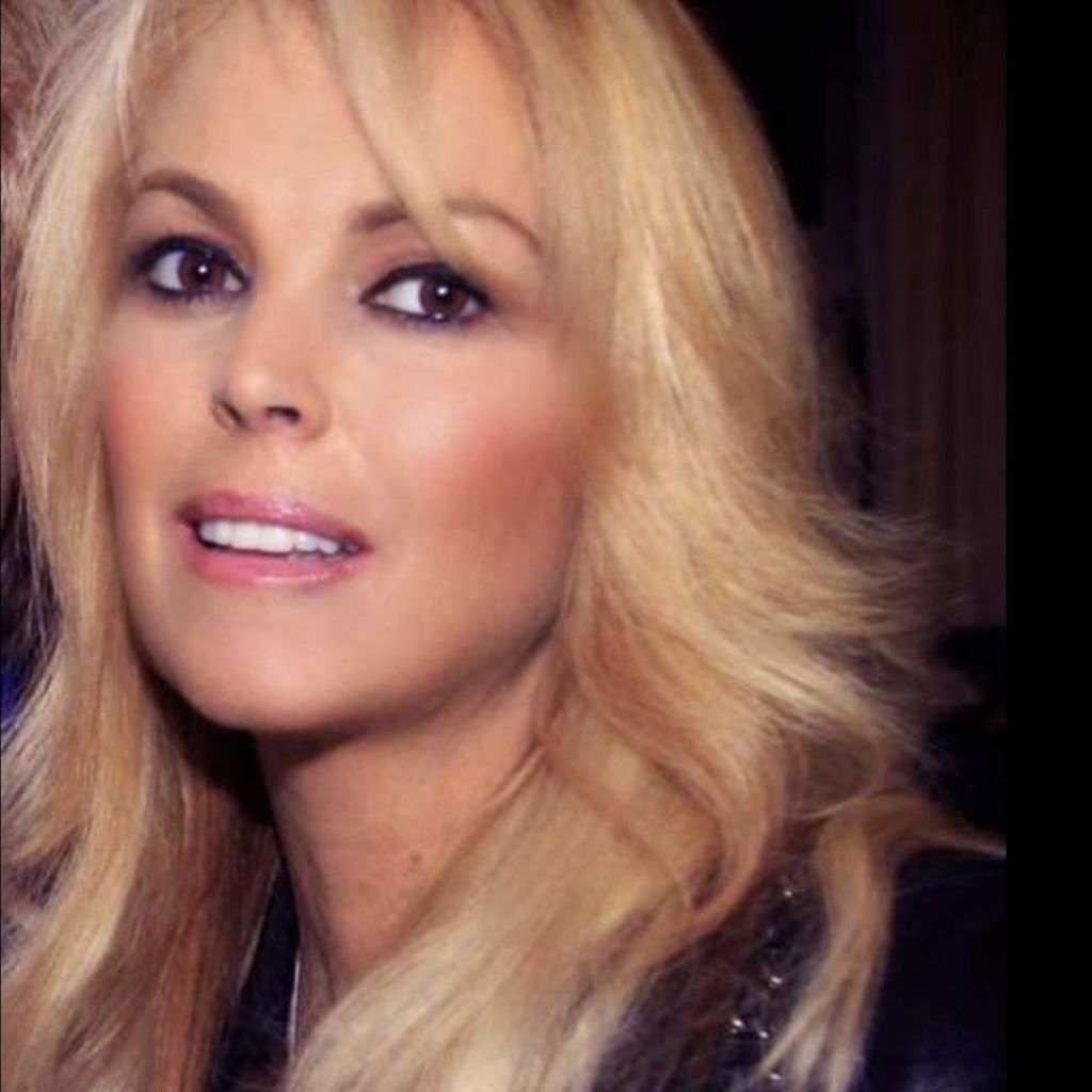 Lindsay Lohans Mutter Dina