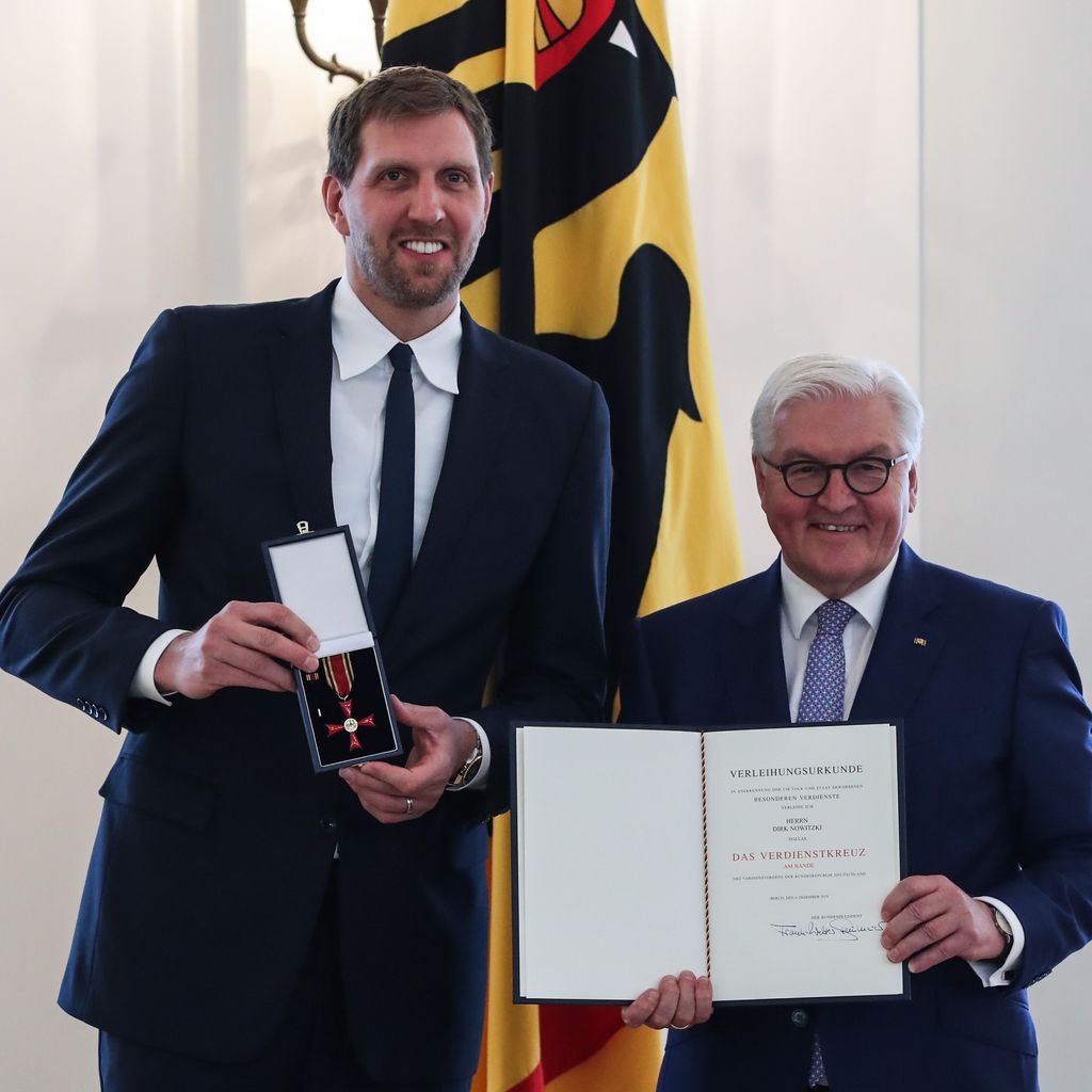 Dirk Nowitzki und Bundespräsident Frank-Walter Steinmeier, Dezember 2019
