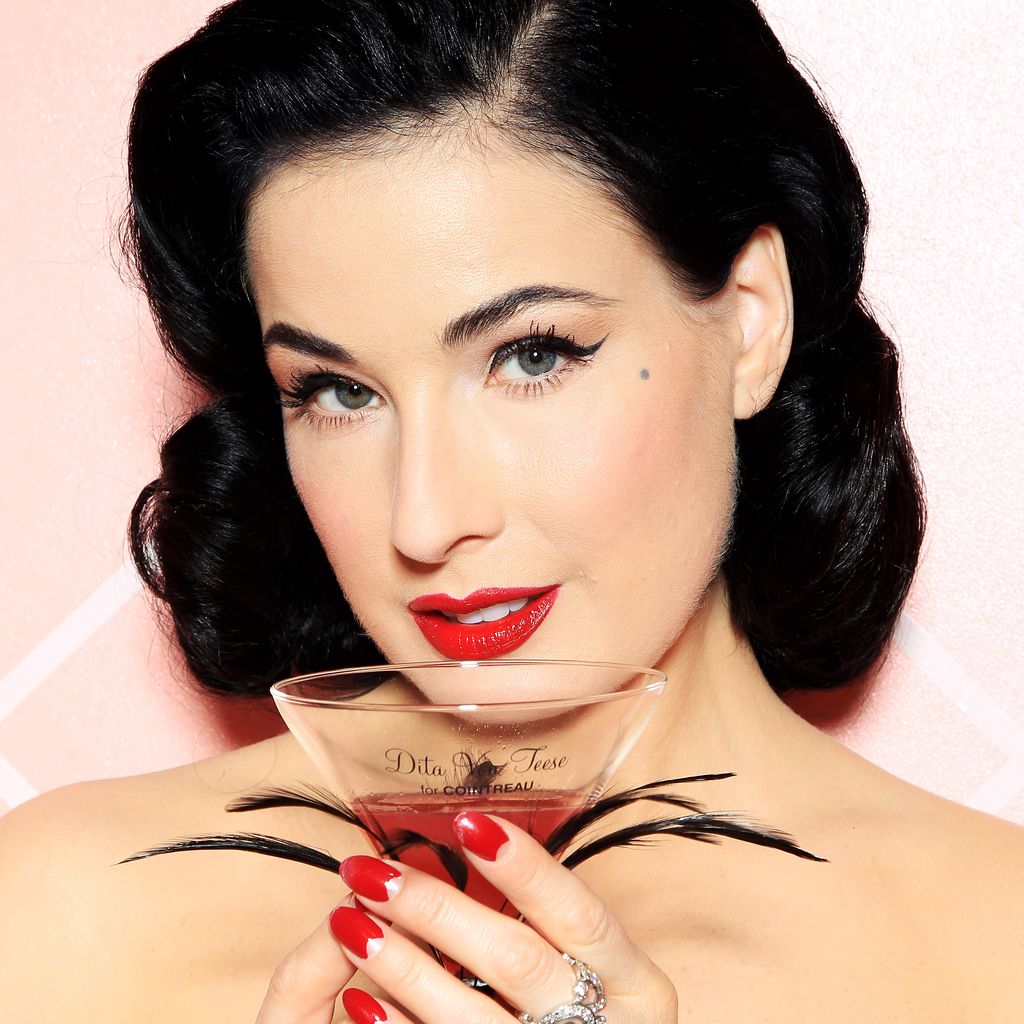Dita von Teese, Burlesque-Star