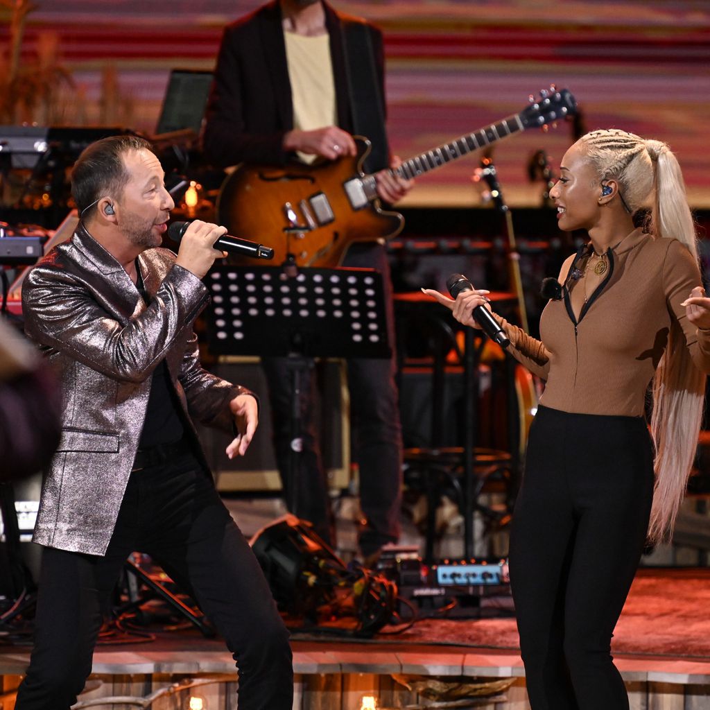 DJ BoBo und Nura bei "Sing meinen Song" 2021