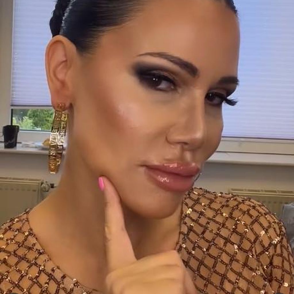 Djamila Rowe, Reality-TV-Bekanntheit